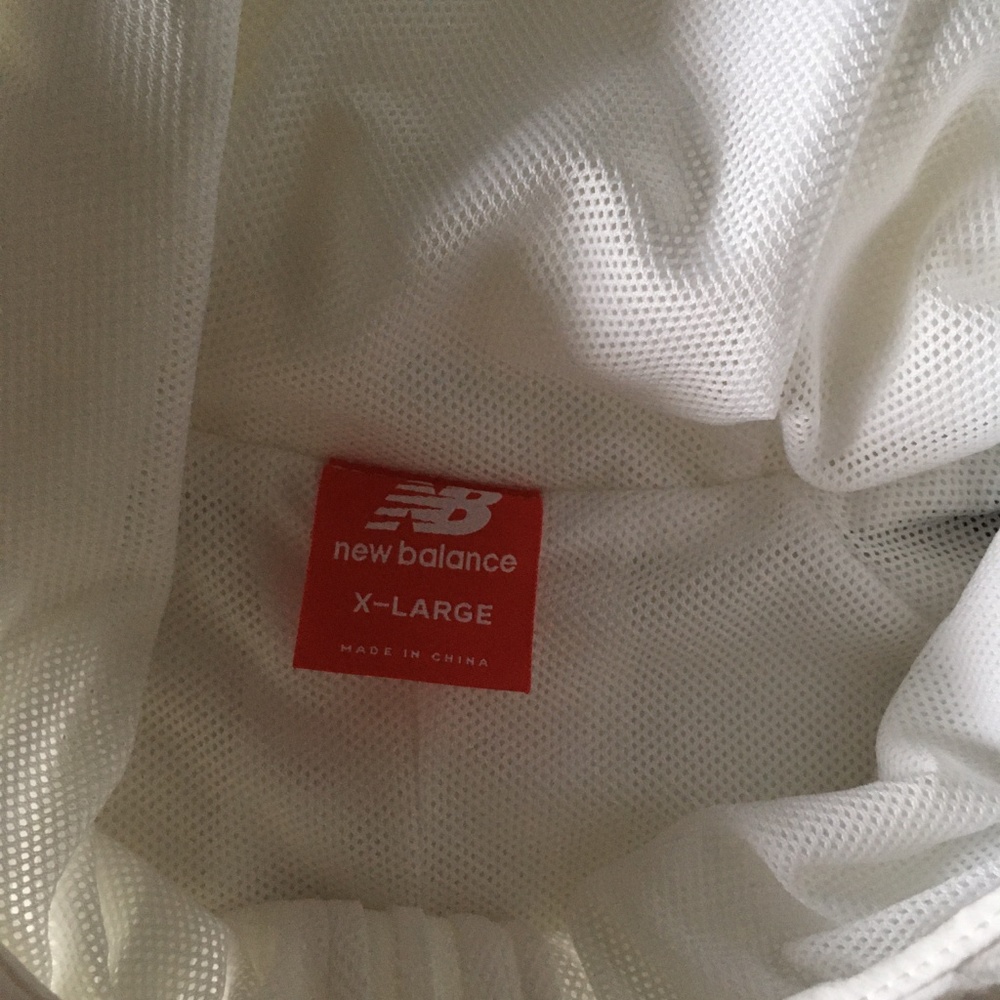 New Balance Jacket with Drawstring Hood - Picture 3 of 3